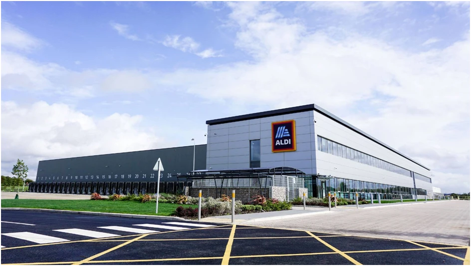 Signs You Should Schedule a Routine Exterior Commercial Painting