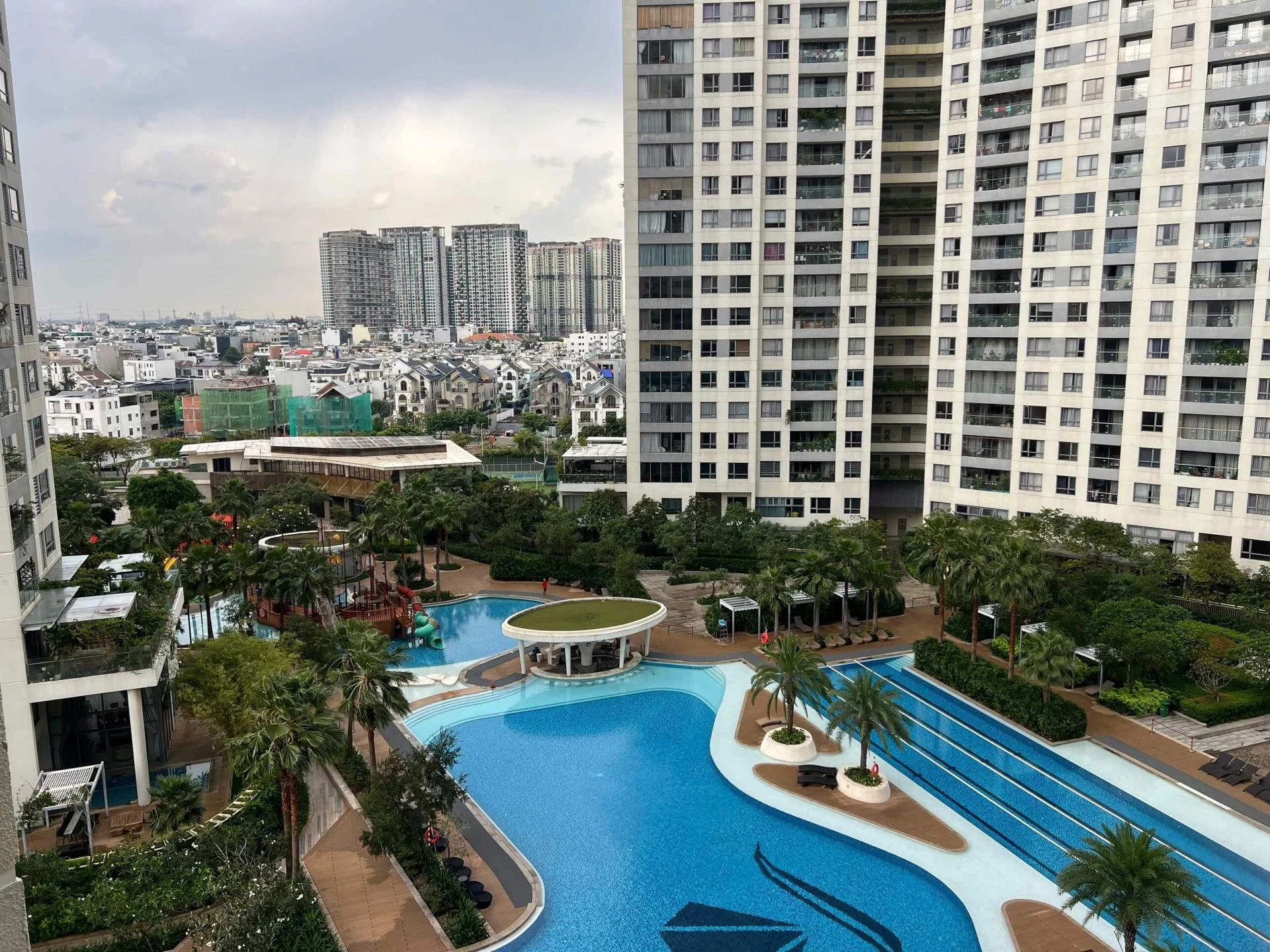 Kusto Home Uy Tín Quốc Tế và Cam Kết Chất Lượng Đằng Sau Biểu Tượng Diamond Island Quận 2