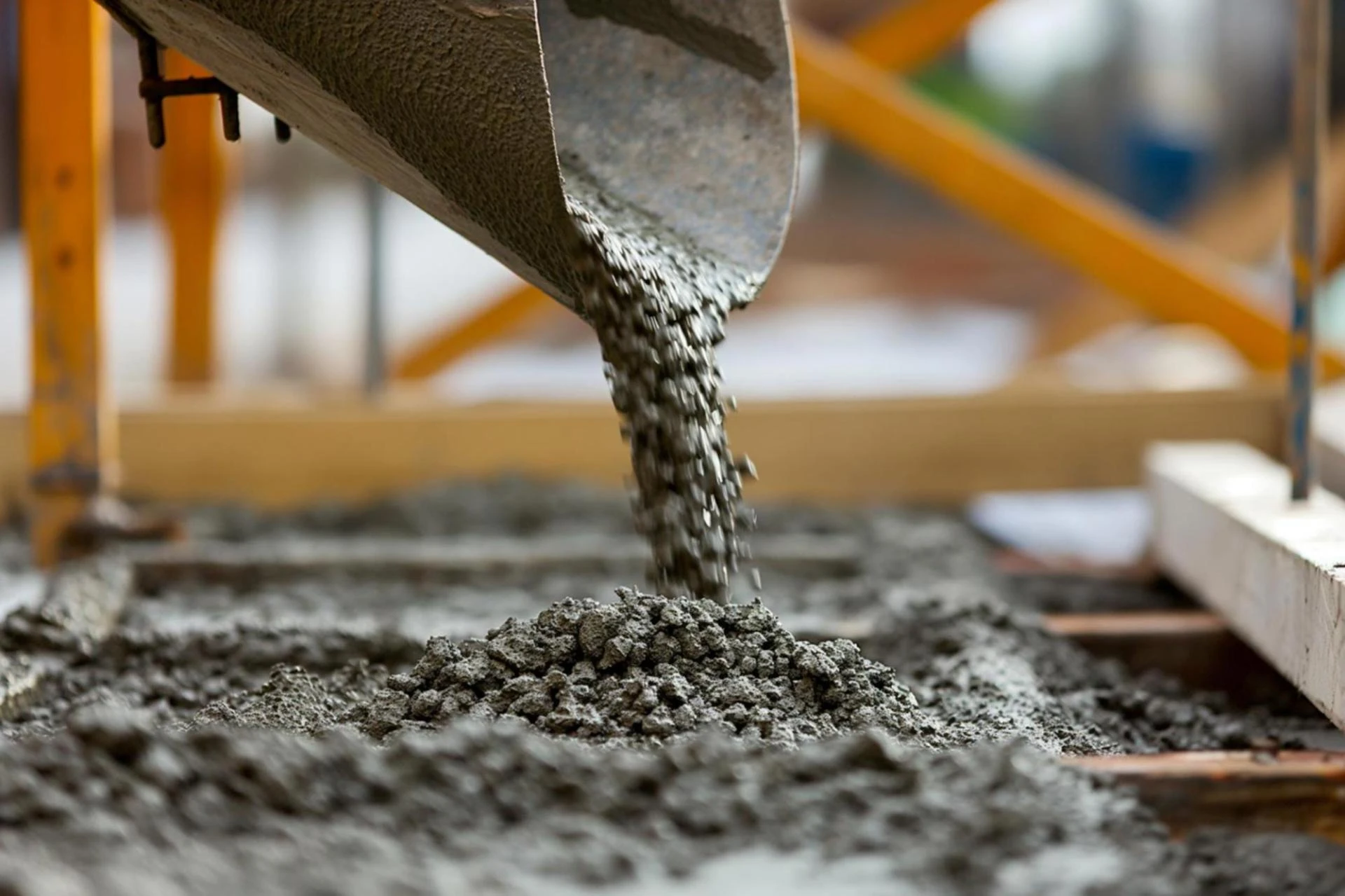 Polycarboxylate Superplasticizer – The Future of High-Performance Concrete