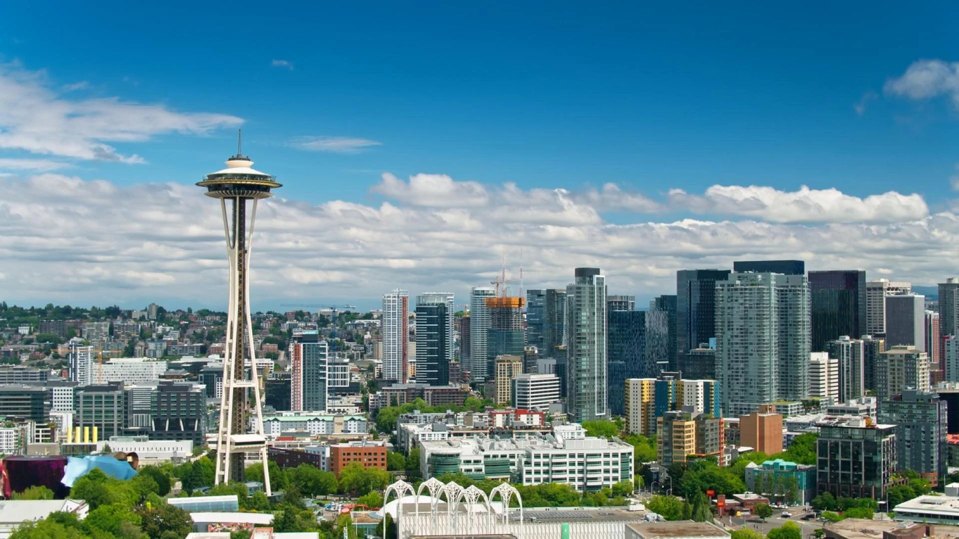 How to Book Cheap Flights to Seattle and Travel Like a Pro
