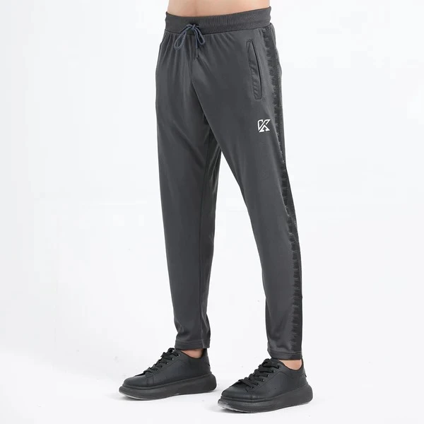 Stylish and Comfortable Men’s Trousers for Every Occasion at Konfor.pk
