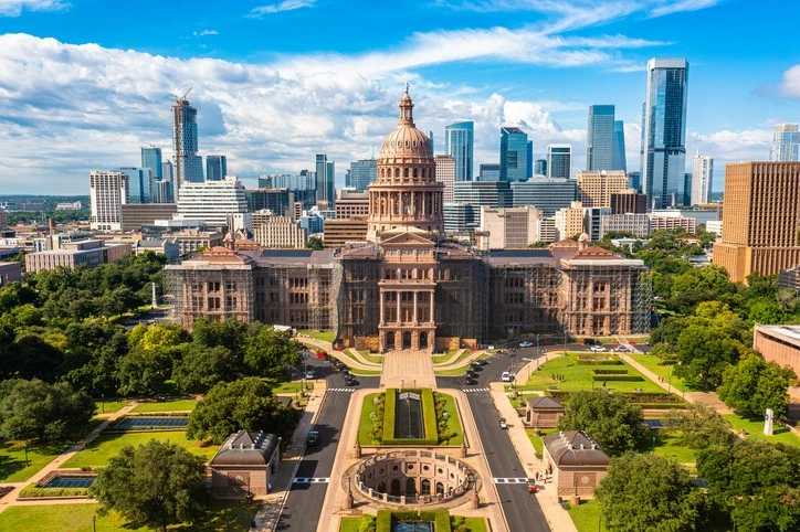When Do Flights to Austin City Offer the Biggest Discounts