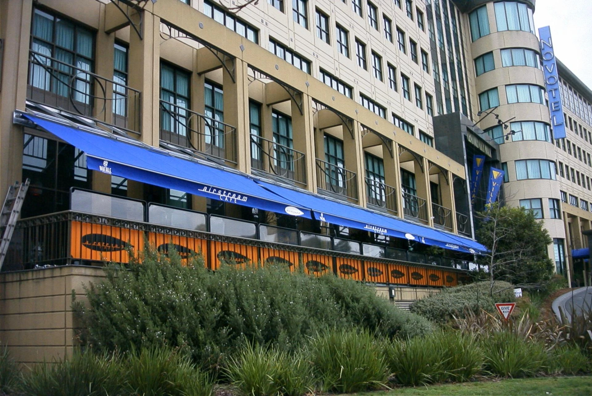 Comparing Pivot Arm Awnings and Fold Out Shade Awnings