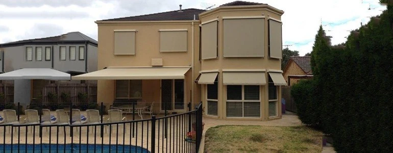 Outdoor Sun Blinds vs. Retractable Shade Awnings: Which Is Right for You?