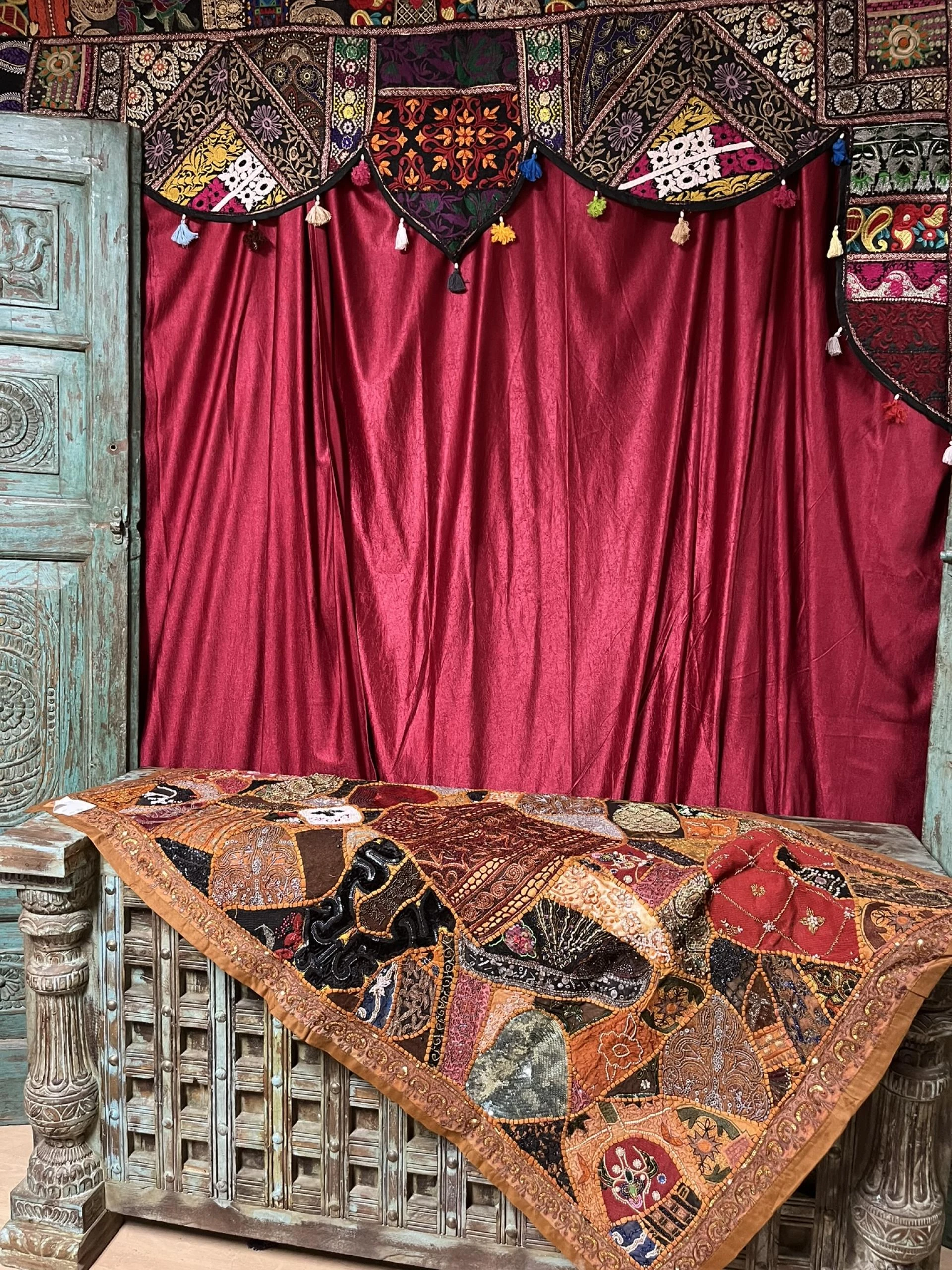 Modern Minimalism with Moroccan Inspired Architecture