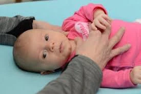 Osteopaat voor baby: zachte zorg & Fosteo behandeling