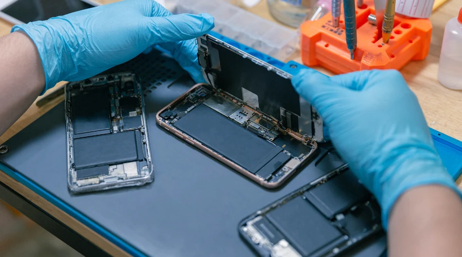 Broken iPhone Screen Houston? Get It Fixed Fast
