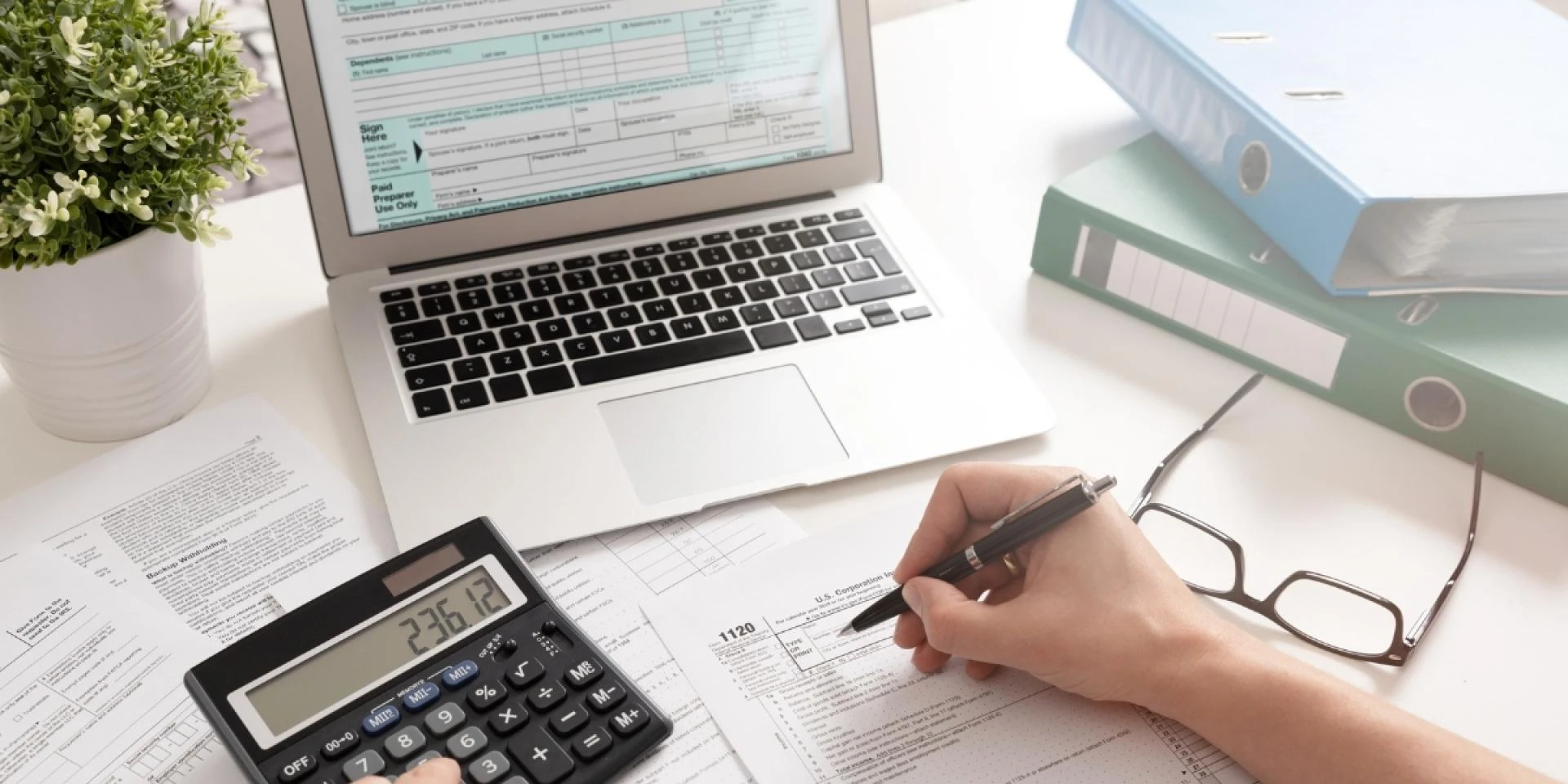 Want Quick and Error-Free W2s? Explore Our Instant W2 Form Generator