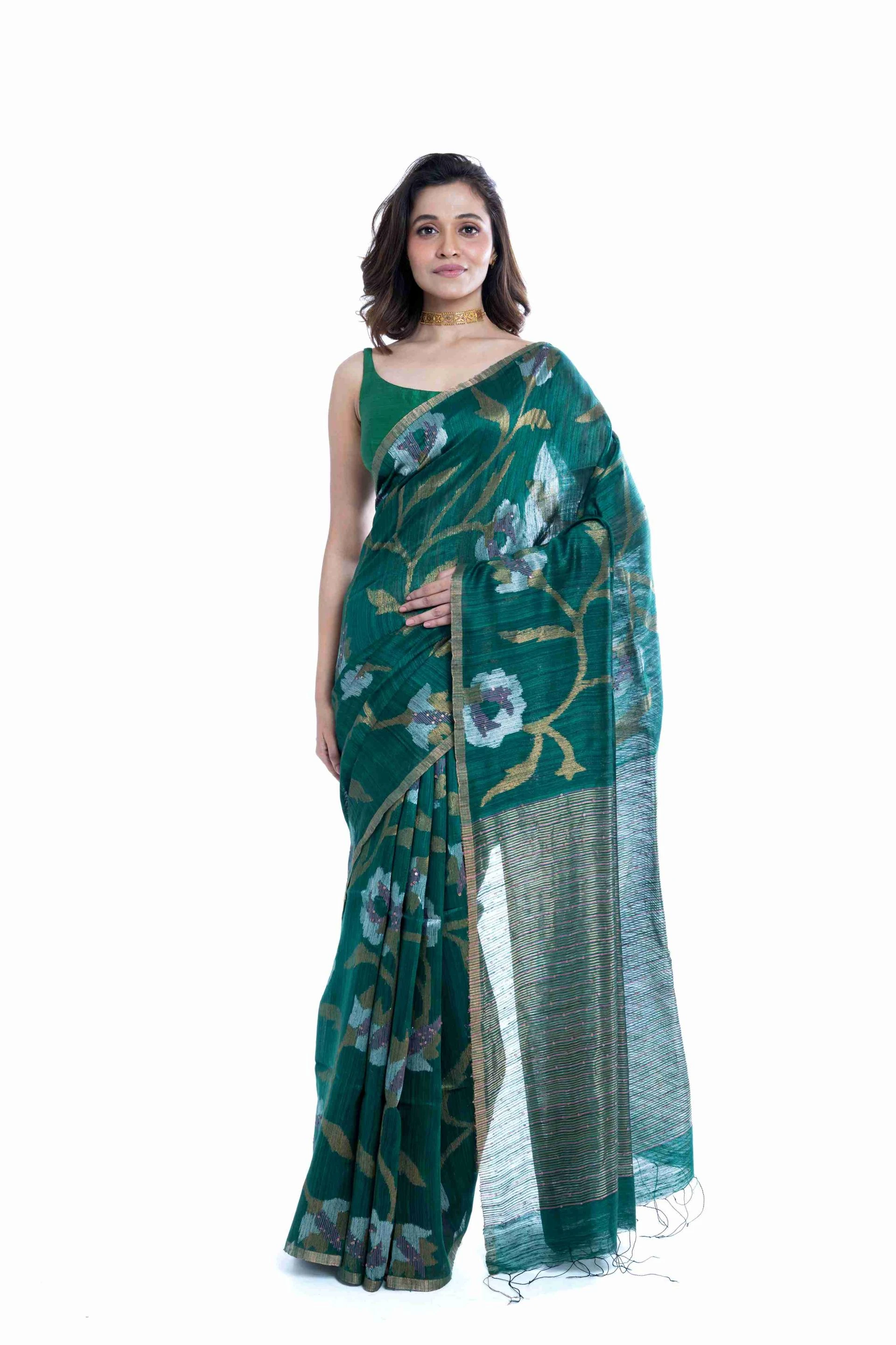 Elegance in Every Drape: Why Matka Silk Sarees Are the New Favourite in Online Sarees for Women