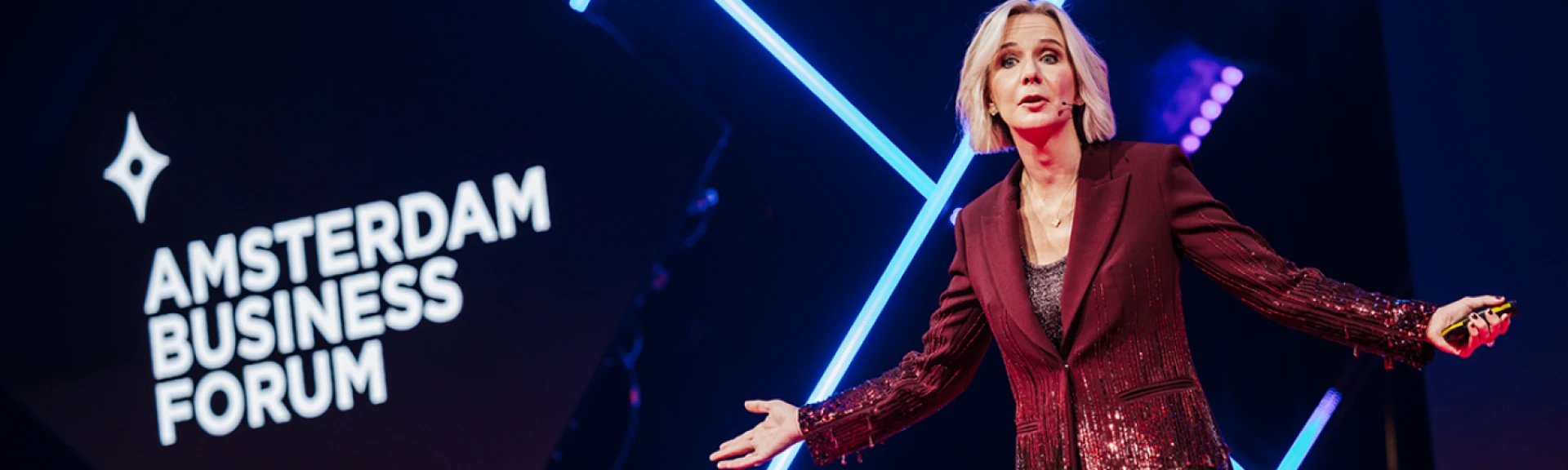 Wat u kunt verwachten van een inspirerende keynote spreker voor bedrijfsevenementen