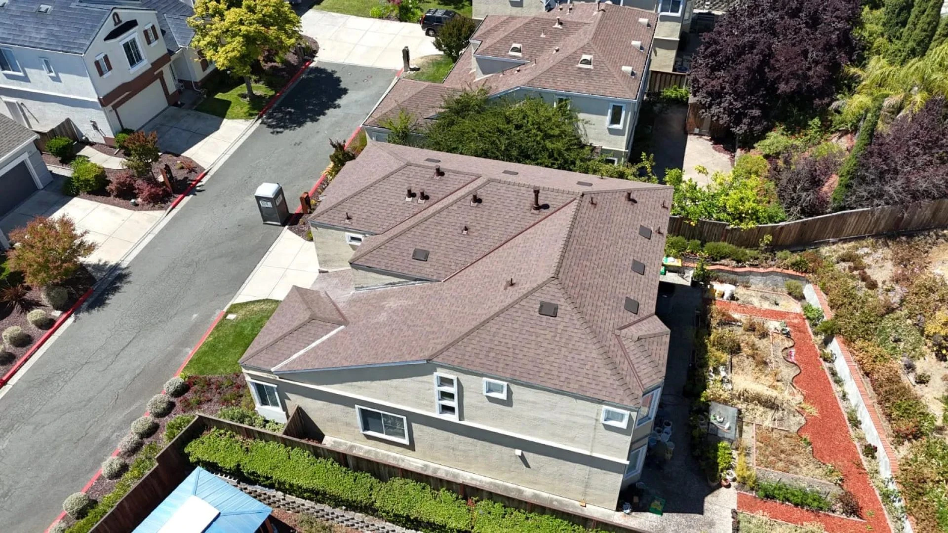 Preparing Your Roof for Heavy Coastal Rains in Santa Cruz This Winter