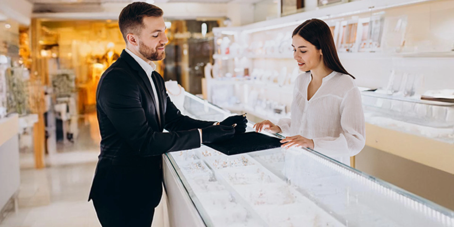 Why a Sapphire Wedding Band Is the Perfect Modern Choice