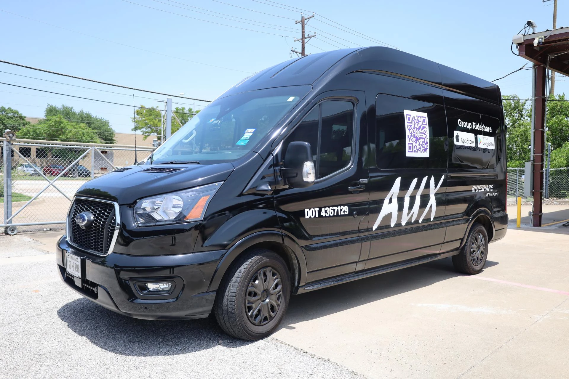 Dallas Shuttle Van Travel Gets Better with AUX Rideshare