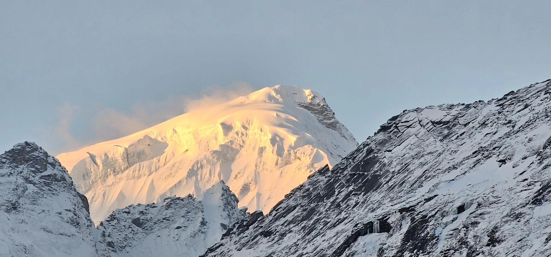 Trekking in Nepal: Key Routes and Reliable Agencies for a Safe Himalayan Journey