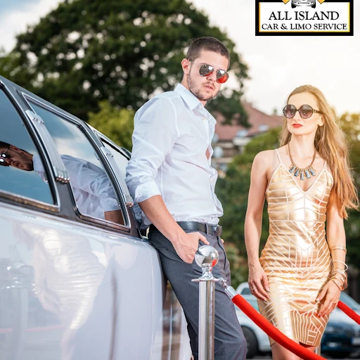 Luggage Rules for Airport Car Service: What Fits in an SUV vs. Limo