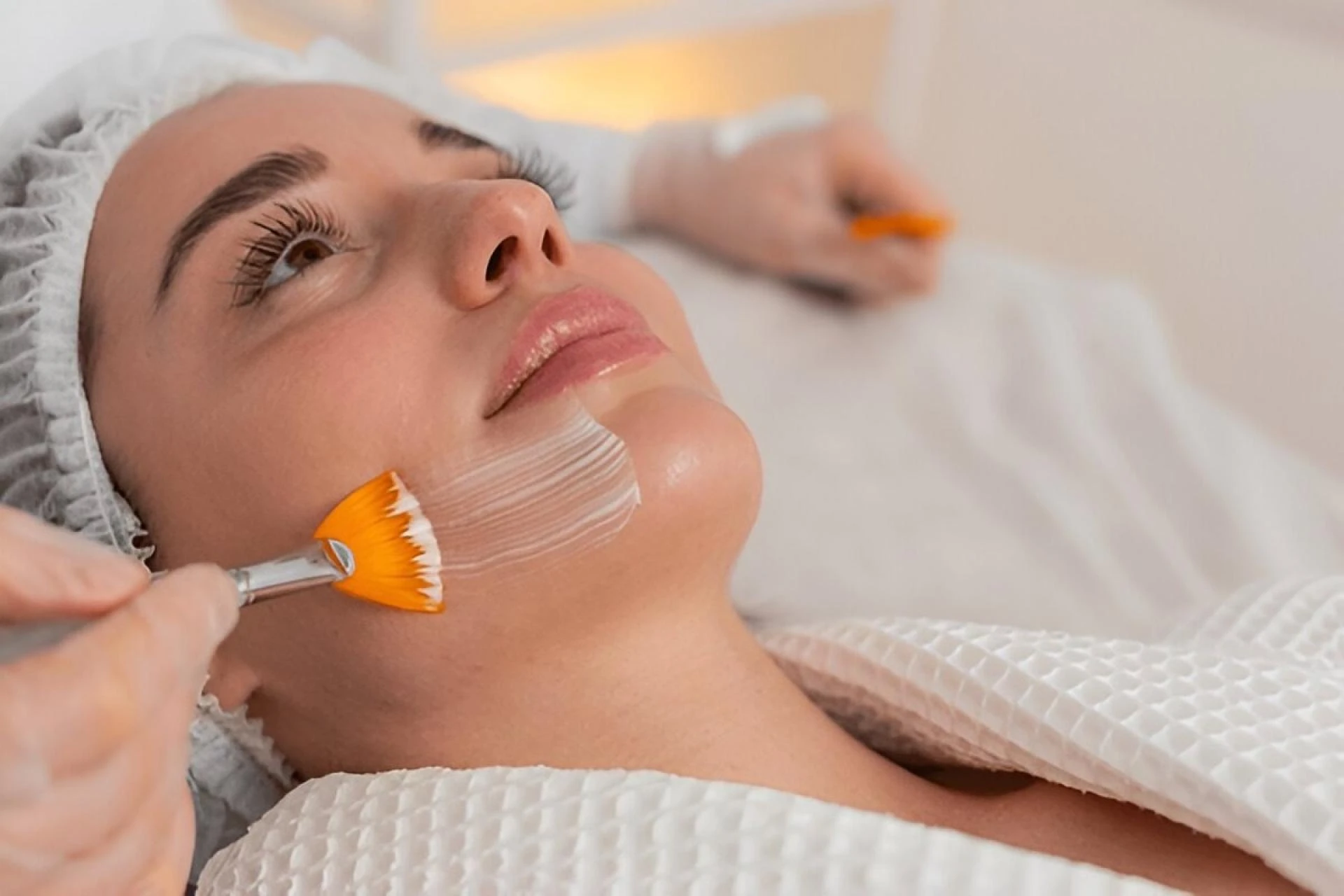 Top Benefits of Chemical Peel Treatment for Glowing, Even-Toned Skin