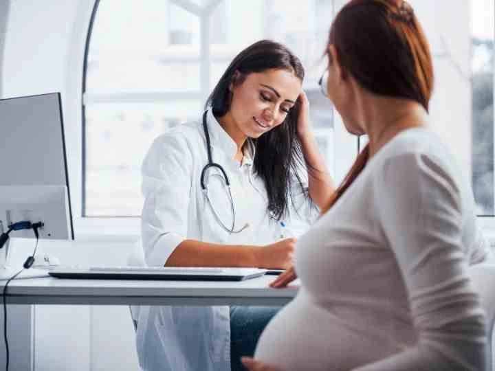 Why Choosing the Right Gynaecologist is Vital for Prenatal Care