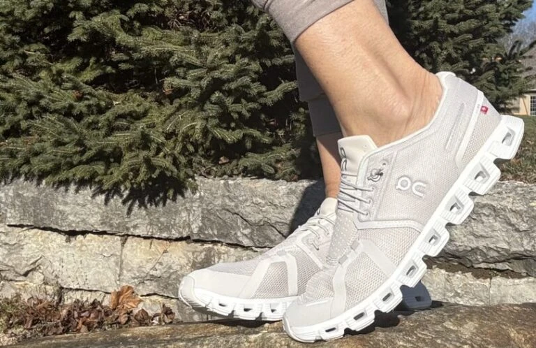 On Cloud Footwear: Swiss Comfort for Modern Living