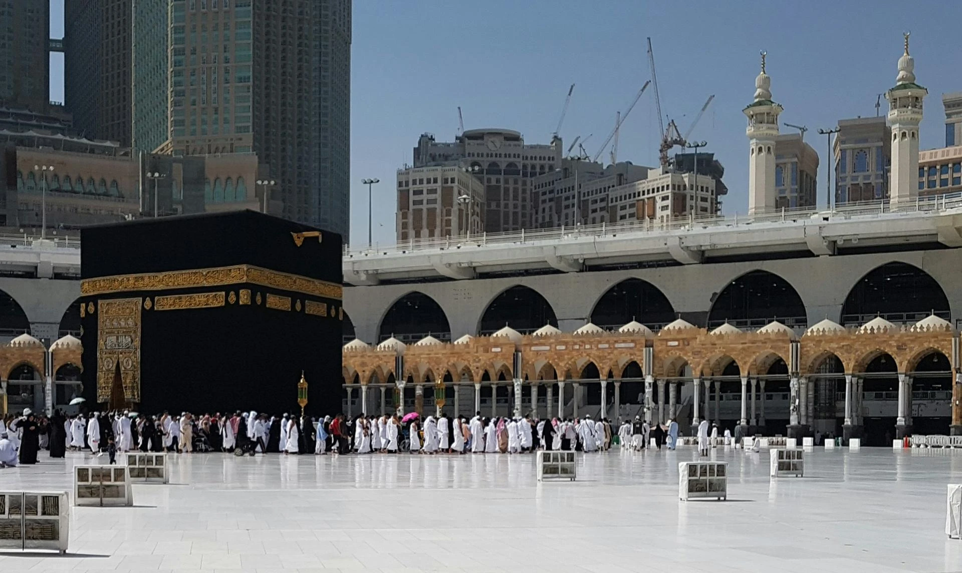 Top Places to Visit in Makkah and Madinah During Umrah