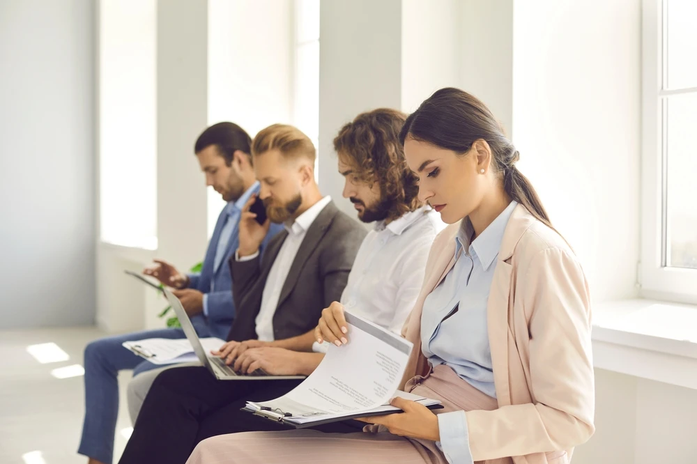 Top Signs Your Business Should Hire Through a Staffing Agency