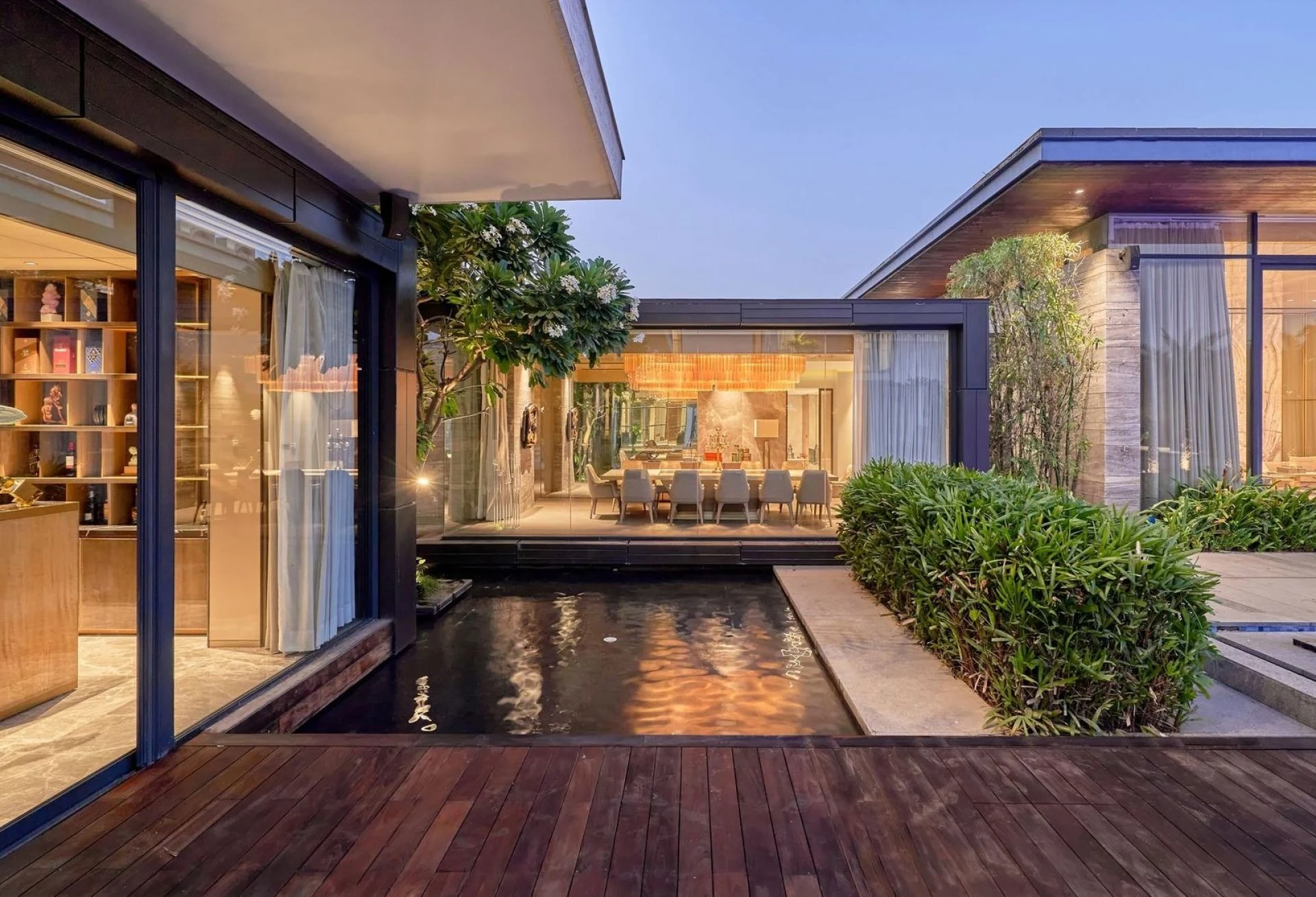 Best Aluminium Sliding & Glass Doors for Homes — A Practical Selection Guide