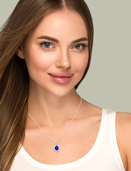 Meaningful Pendant Necklaces – Popular Symbols & Their Significance