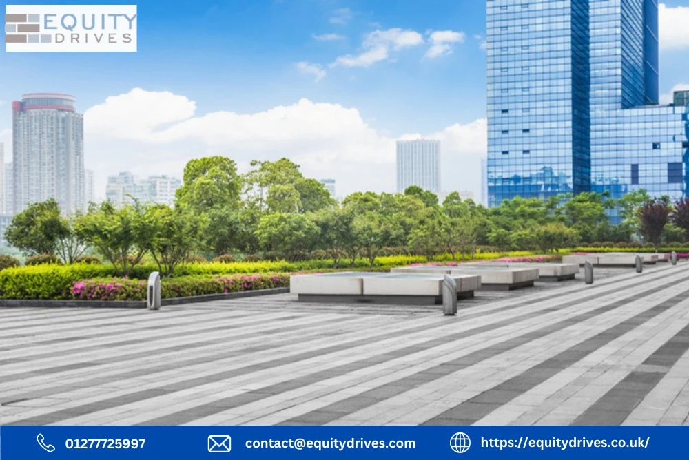 Complete Guide to Driveways in Upminster: Types, Costs, Installers & Maintenance