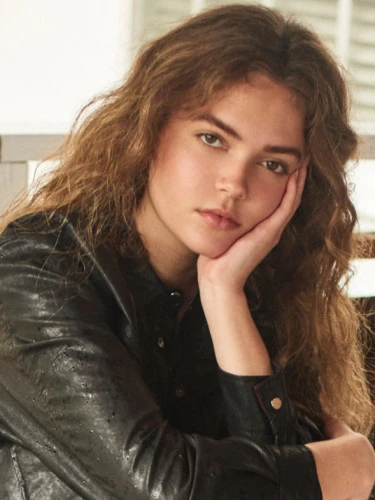 How Representation Shapes a Modeling Career in Miami