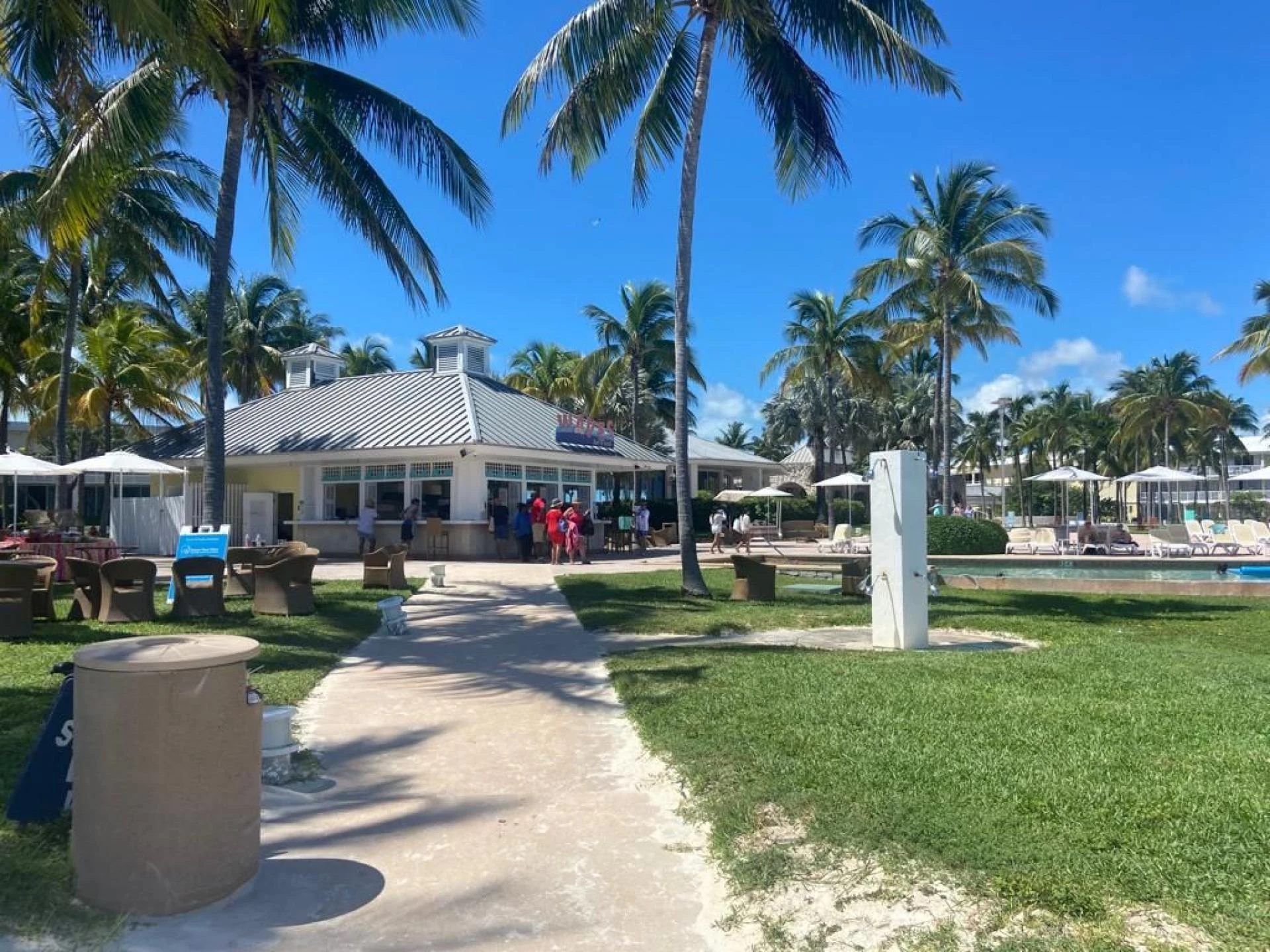Explore Private Car Rental Services in Freeport, Bahamas