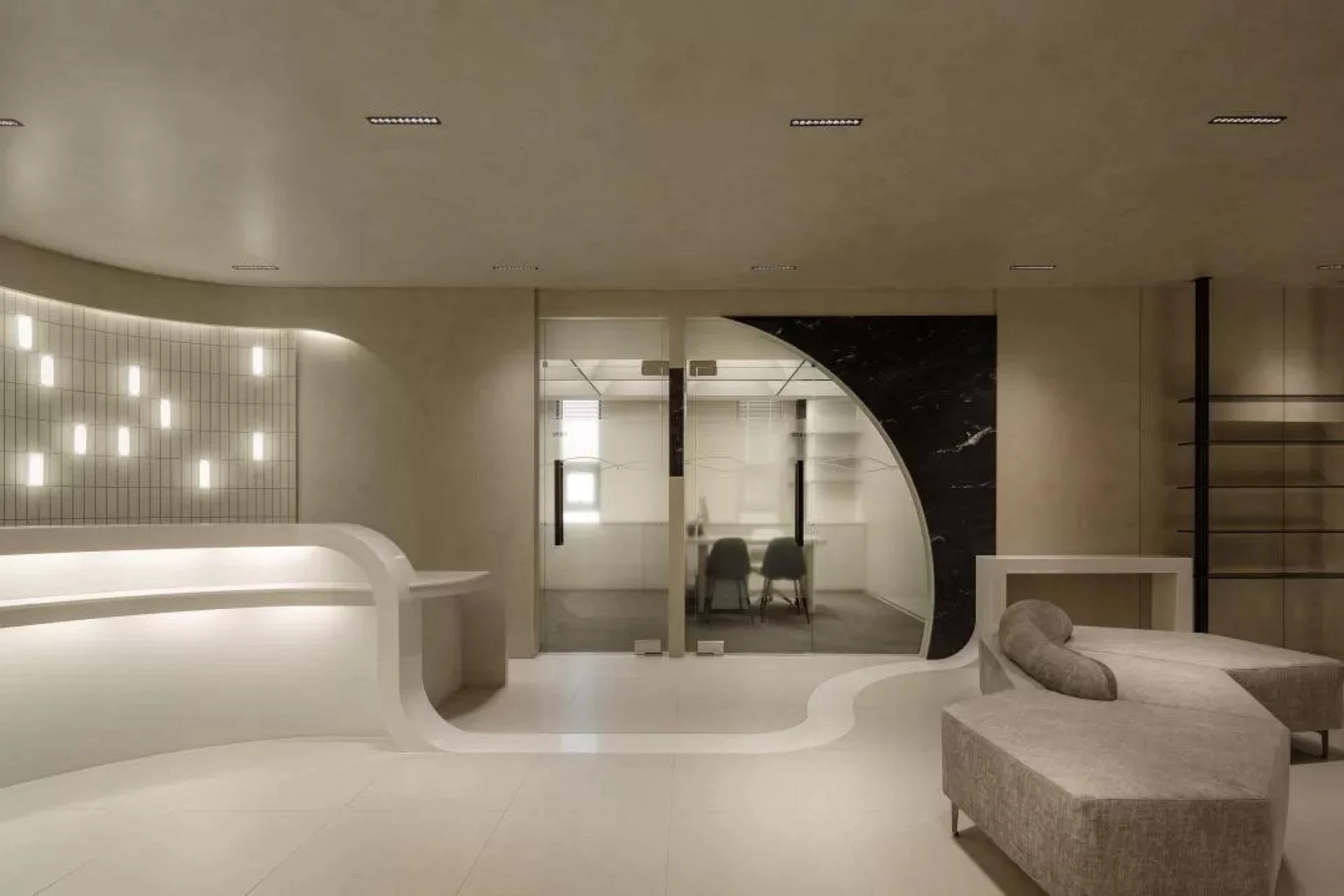 What is the success rate of stem cell knee injections?