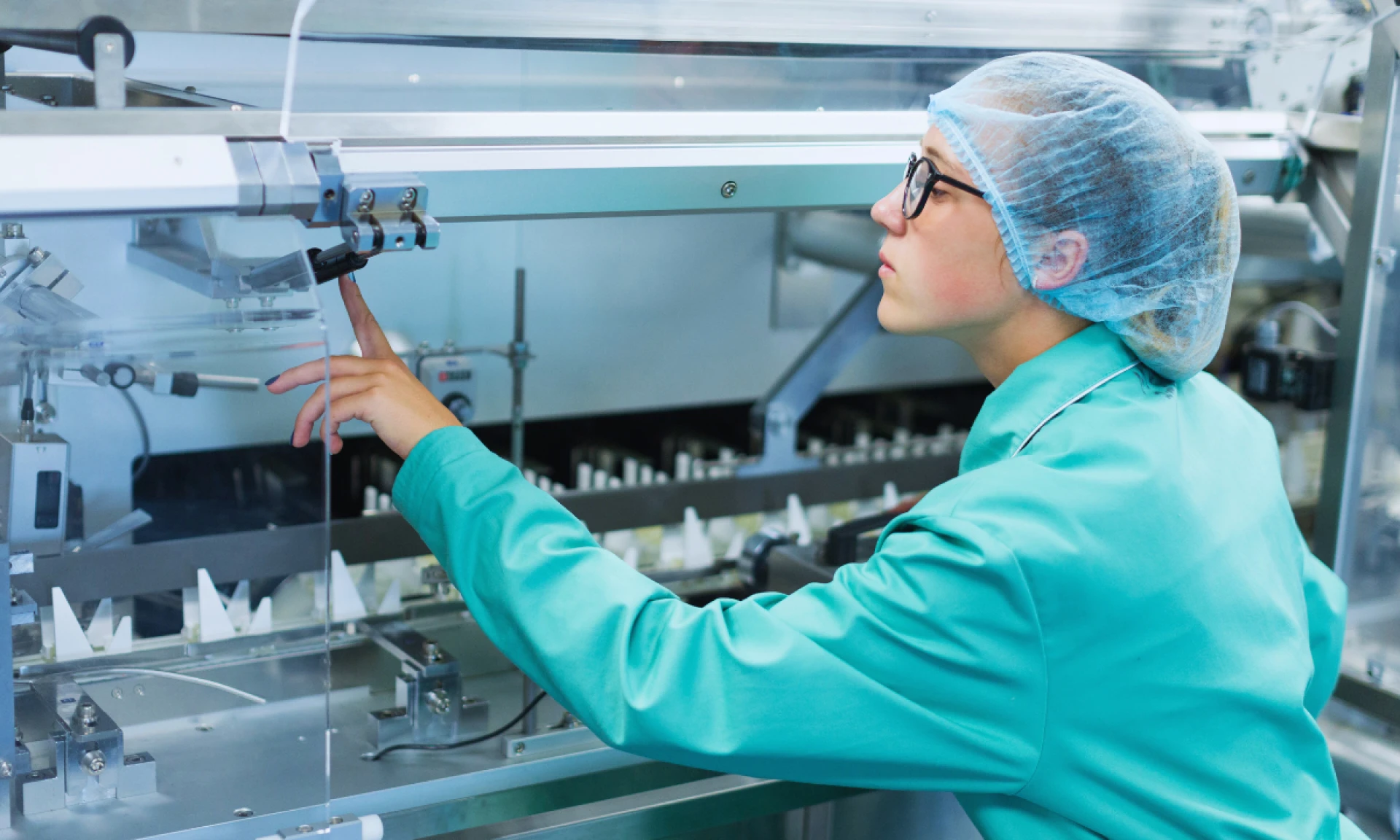 7 Expert Aluminium Louvers Solutions for Modern Buildings