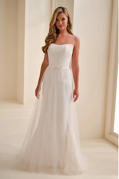 Bridal Gowns That Balance Comfort and Couture