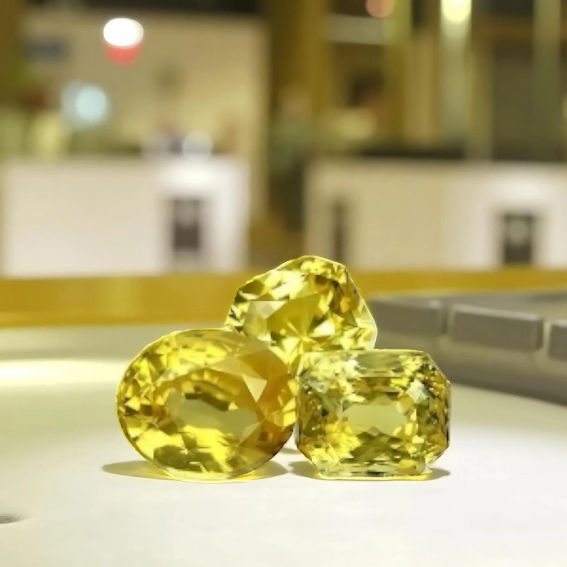 Yellow Sapphire in Carats: The Secret Formula to Choosing the