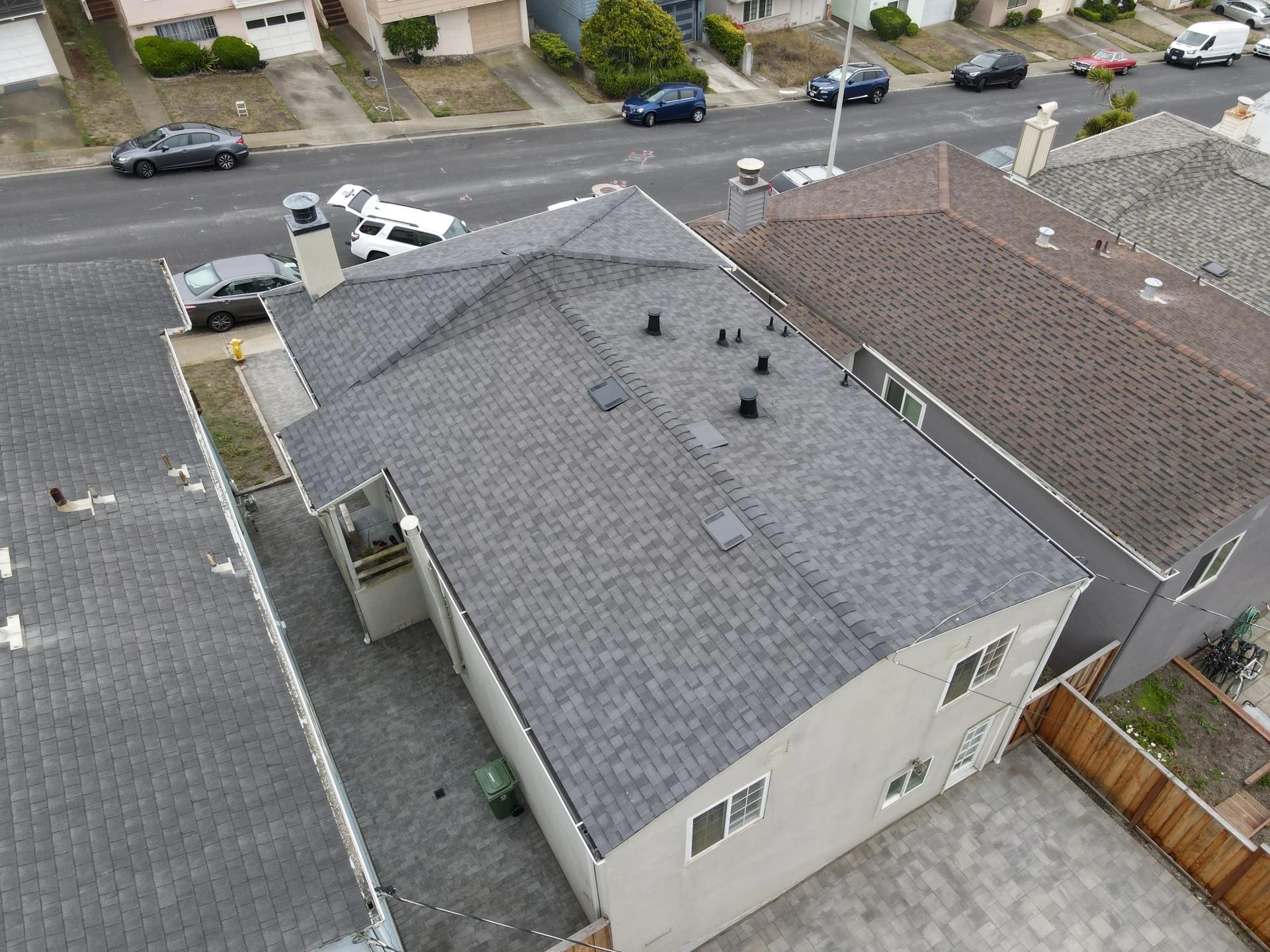 Hosting for the Holidays? Why Roof Safety Matters Before Family Arrives in San Francisco, CA 