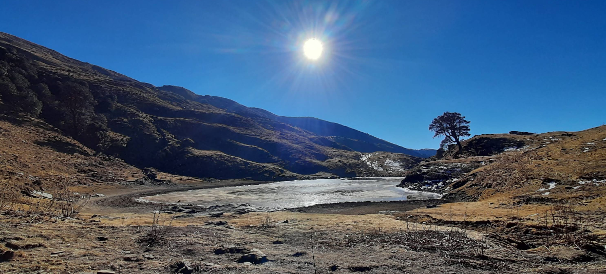 Brahmatal trek in summer