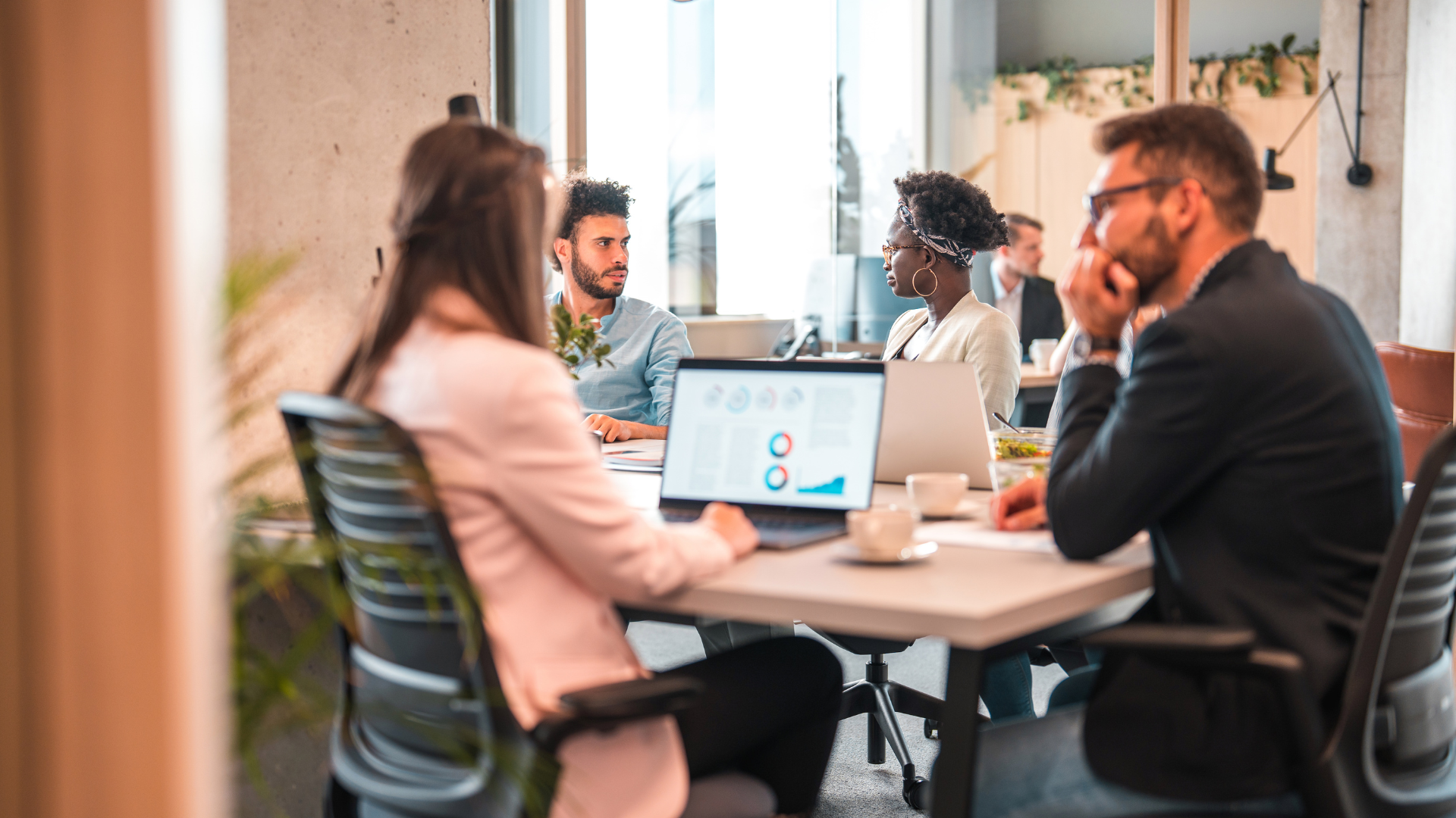 What’s the True Cost of a Social Media Agency in Dubai?