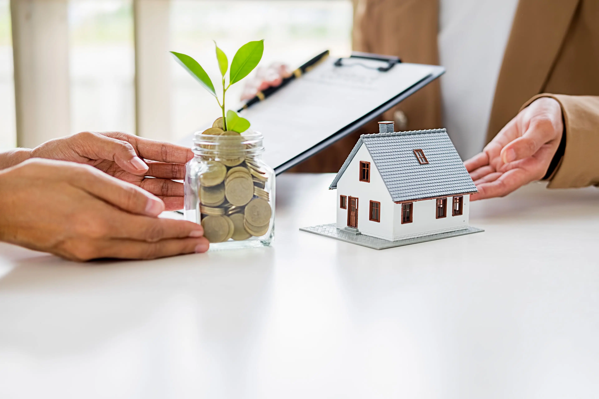 Are Mortgage Brokers Really Worth It? A Complete Guide for Homebuyers
