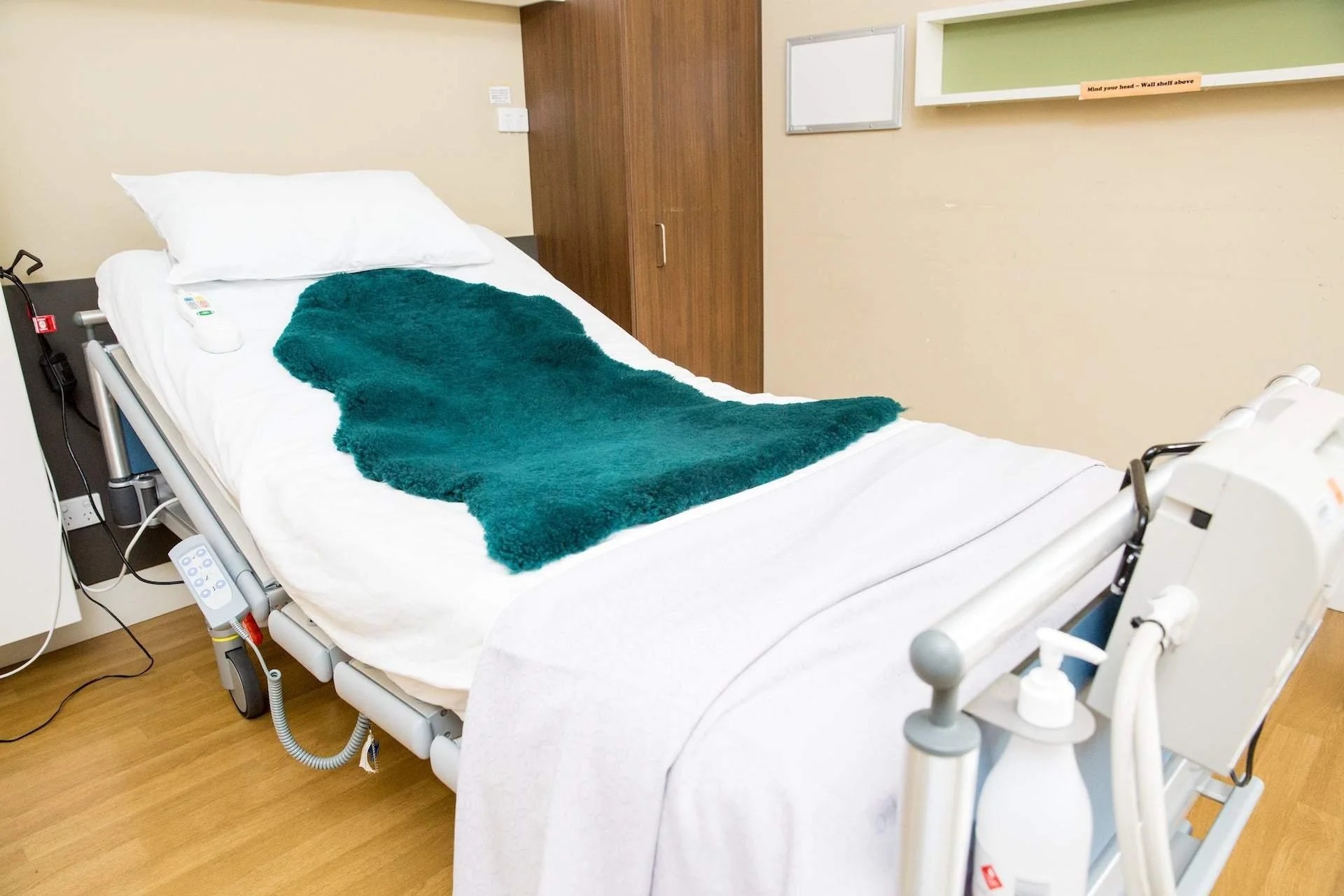 Wheelchair and Car Seat Comfort Guide: Why Medical Sheepskin Helps