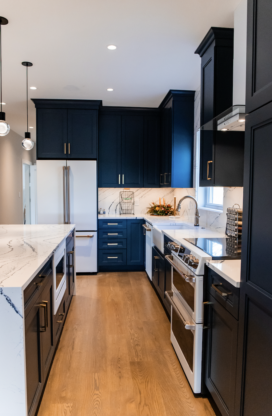 Closets and Cabinetry That Bring Order, Comfort, and Craftsmanship to Woburn Homes