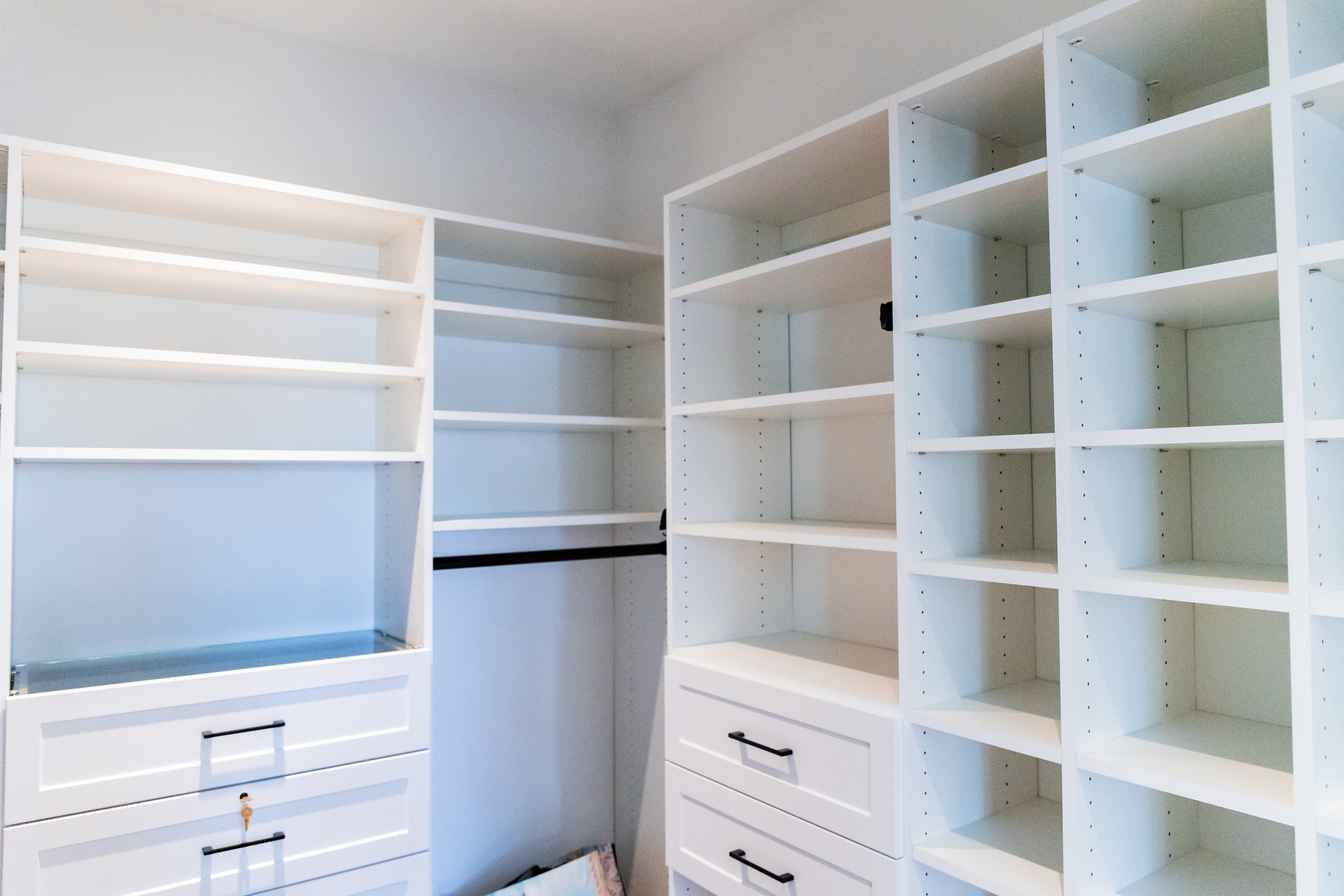 Closets and Cabinetry That Bring Order, Comfort, and Craftsmanship to Woburn Homes