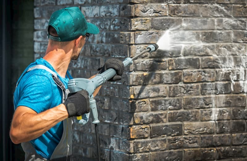 high-pressure cleaning service