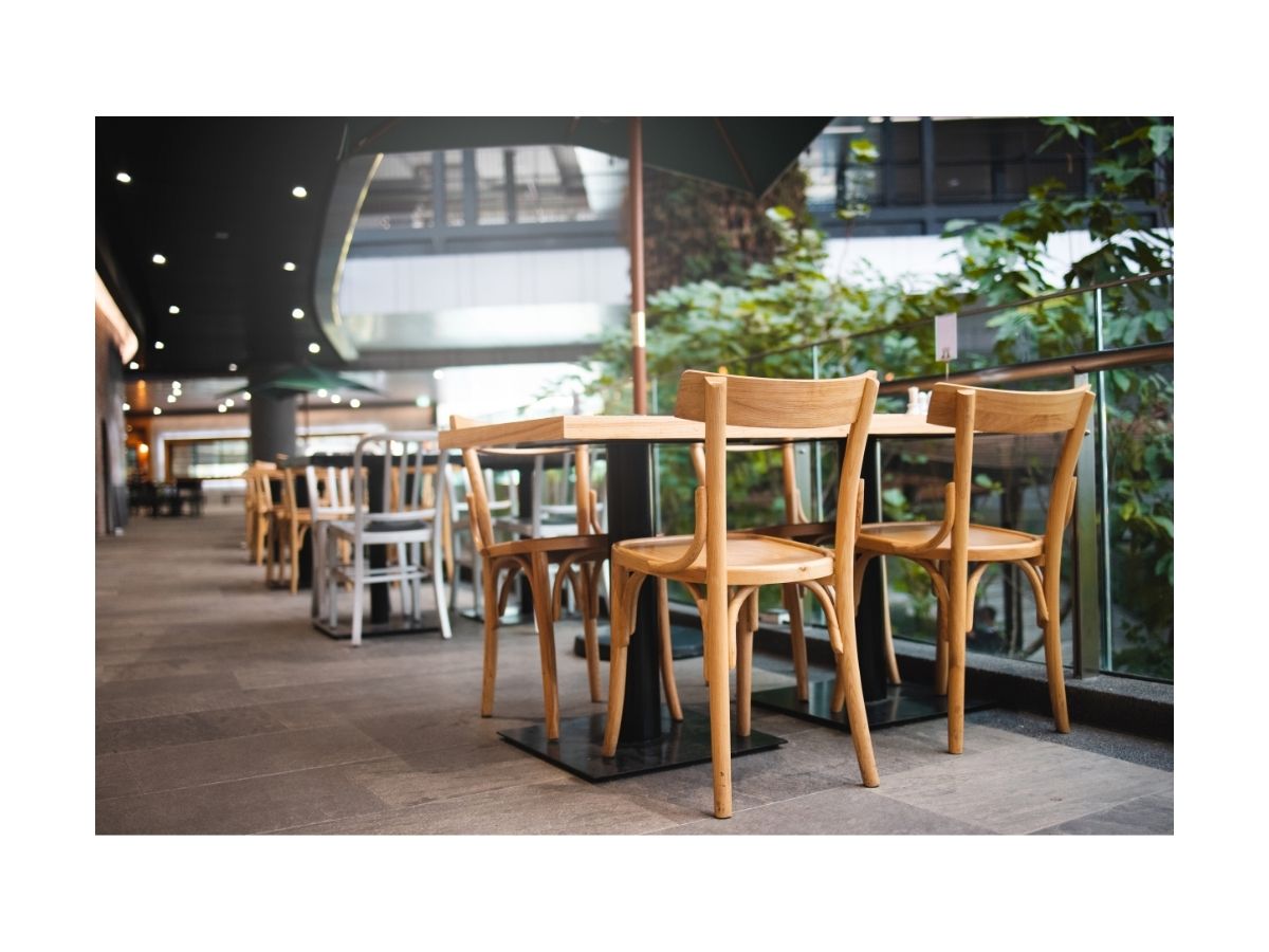 Modern Restaurant Layouts: Style, Safety & Flow