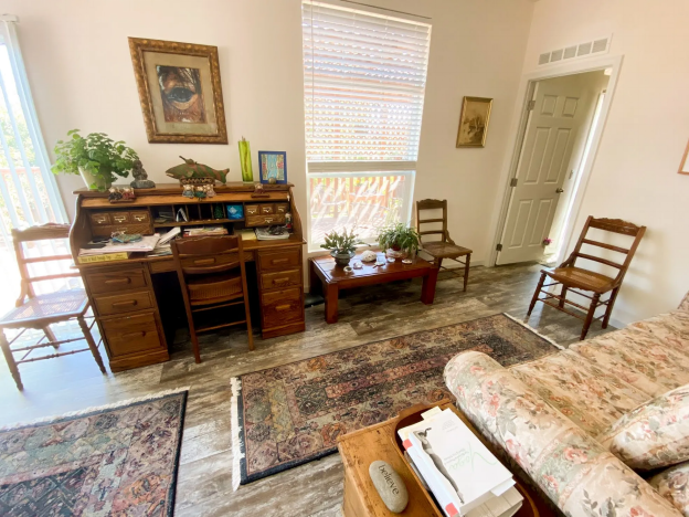 Small Living Spaces That Adapt to Changing Life Needs