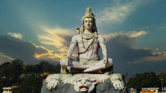 Mahashivratri 2026: Simple Ways to Celebrate at Home and While Traveling