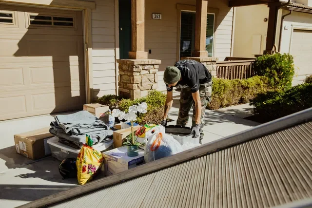 Reliable Trash Removal Service for a Cleaner San Diego