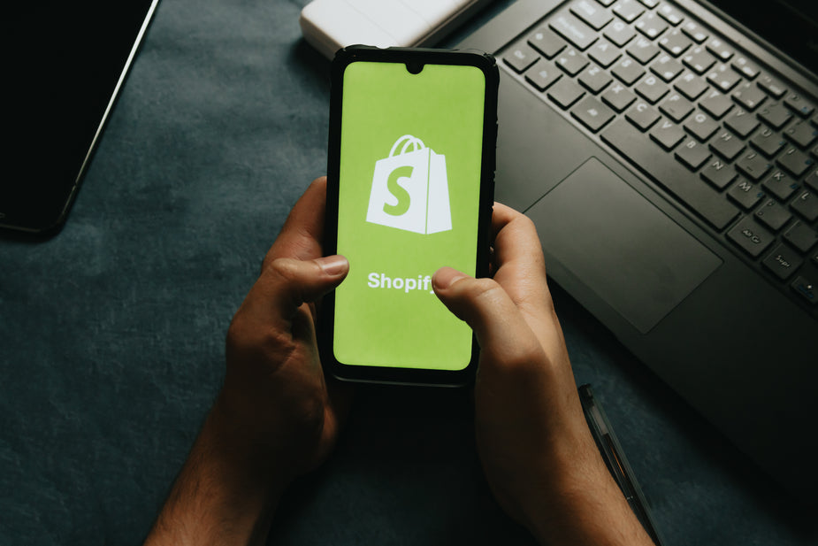 How To Choose The Right Shopify Development Agency For Your E-Commerce Store