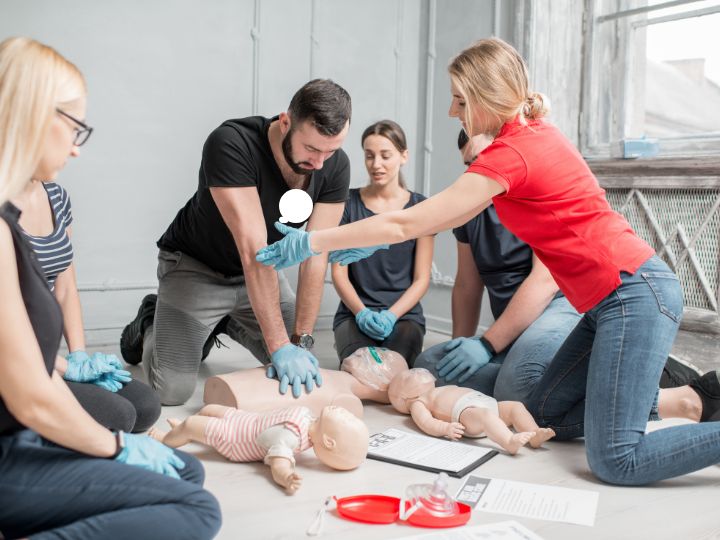 Thinking About Doing an HLTAID011 First Aid Course? Read This First
