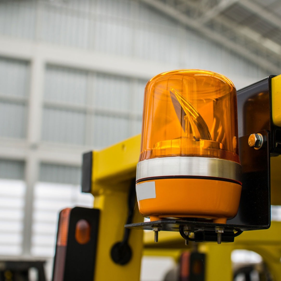 5 Common Installation Mistakes That Render Your Forklift Safety Lights Useless