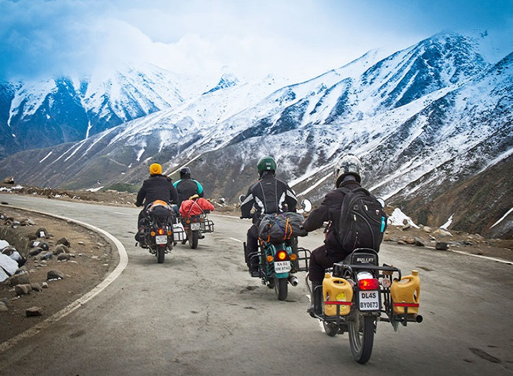 Ladakh Motorcycle Diaries: Roaring Through the Himalayan Beauty
