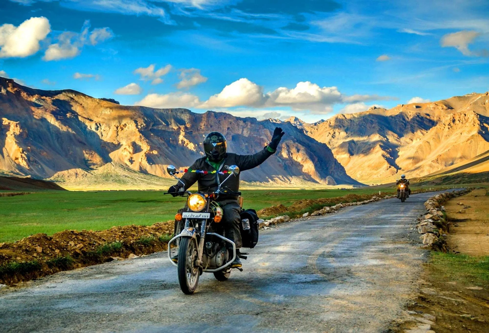 Ladakh Motorcycle Diaries: Roaring Through the Himalayan Beauty